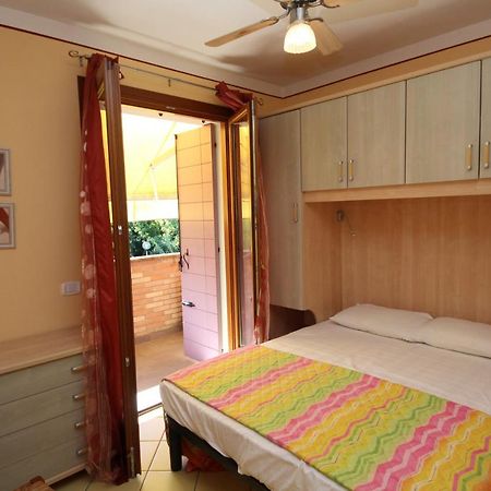 Residence Sole E Mare Appartamenti Rosolina Mare Εξωτερικό φωτογραφία