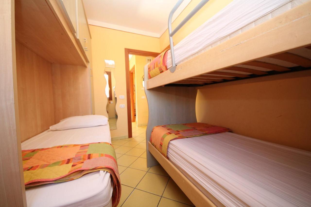 Residence Sole E Mare Appartamenti Rosolina Mare Εξωτερικό φωτογραφία