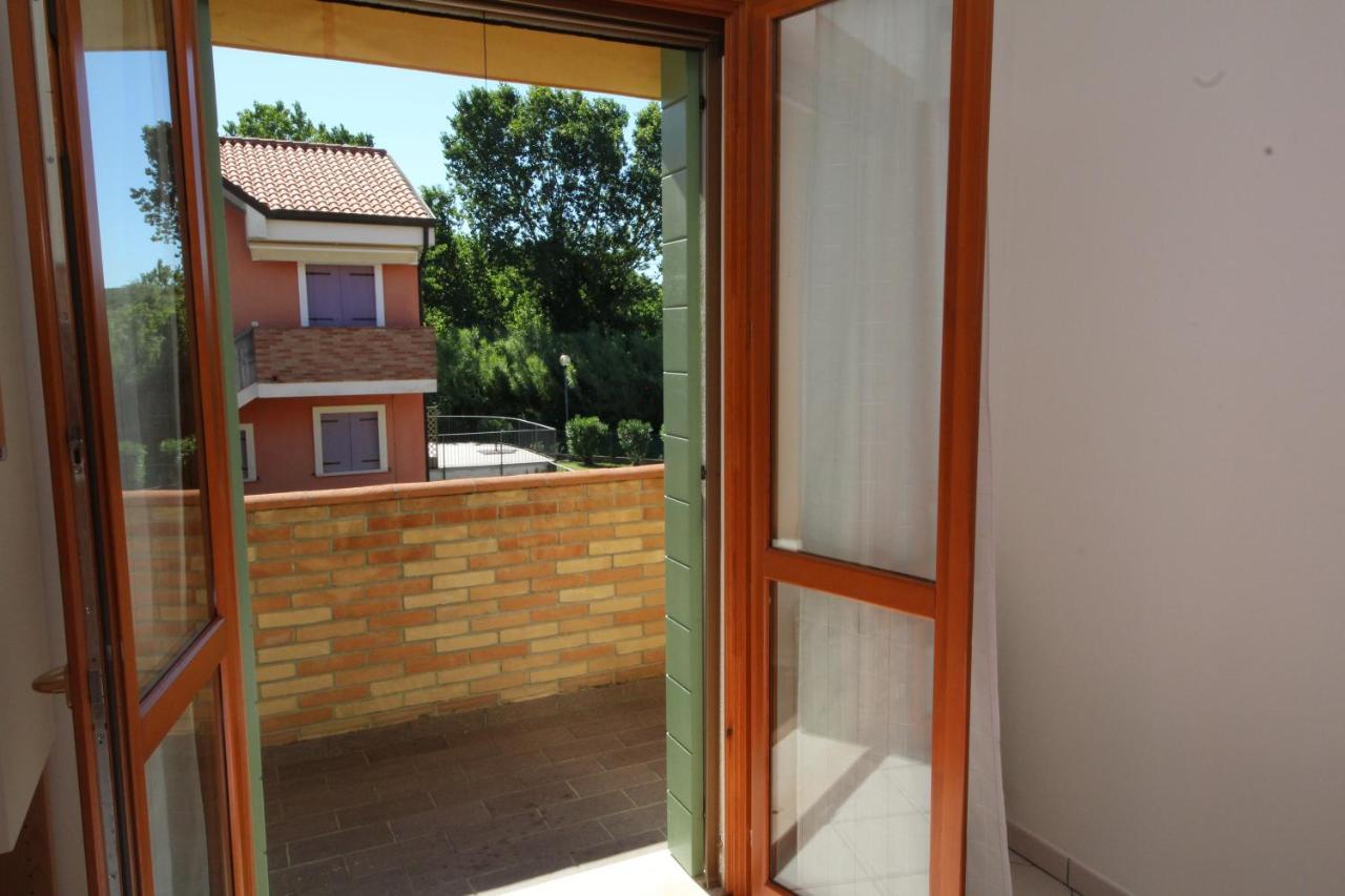 Residence Sole E Mare Appartamenti Rosolina Mare Εξωτερικό φωτογραφία